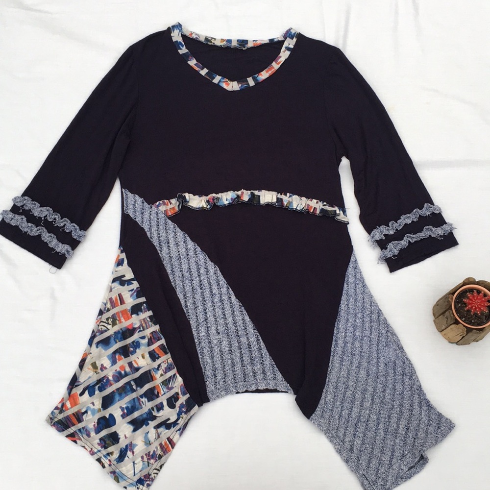 ASTER Navy blue mixed print 3/4 sleeve v neck tunic top Lagenlook boho relaxed
